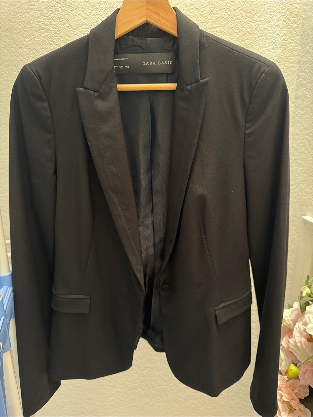Zara Black Women's Tailored Blazer